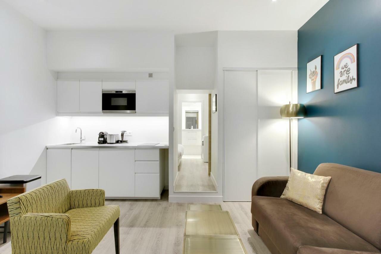 Pick A Flat'S Apartment In Batignolles - Passage Cardinet パリ エクステリア 写真