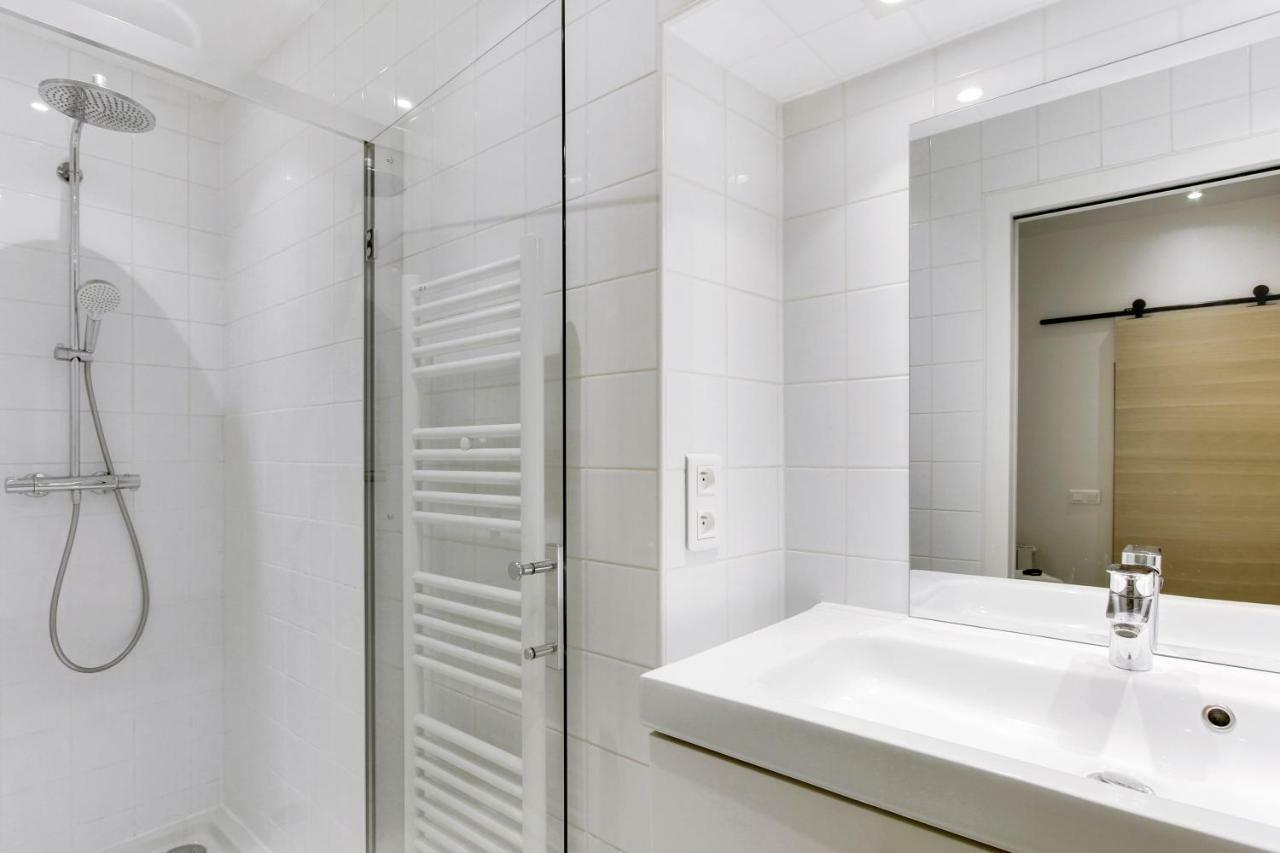 Pick A Flat'S Apartment In Batignolles - Passage Cardinet パリ エクステリア 写真